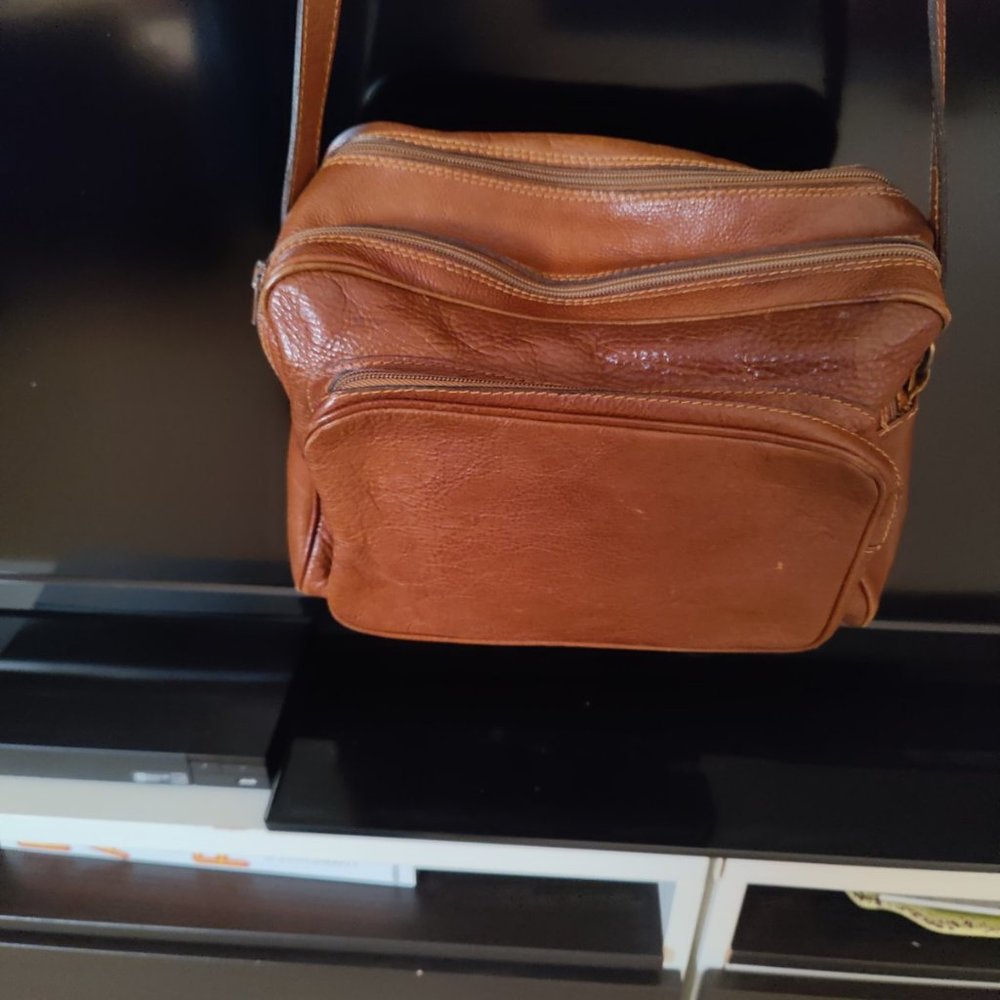 Italian leather shoulder bag